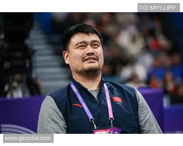 姚明在美国场外的传奇故事与篮球生涯的深刻影响分析