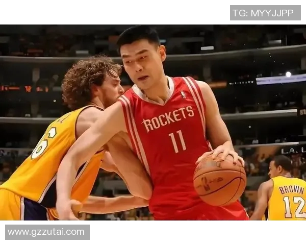 姚明招牌转身的背后故事与篮球技艺的完美结合